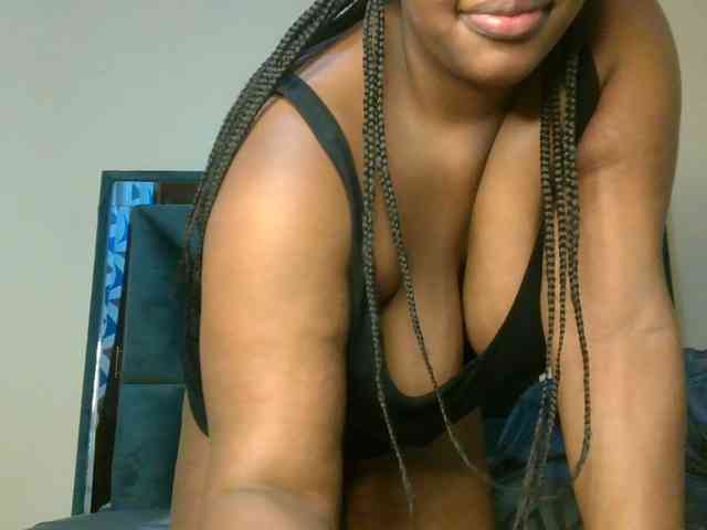hotsaucie1 webcam
