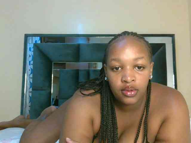 hotsaucie1 webcam