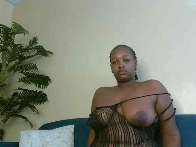 hotsaucie1 webcam
