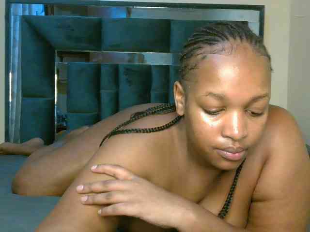 hotsaucie1 webcam