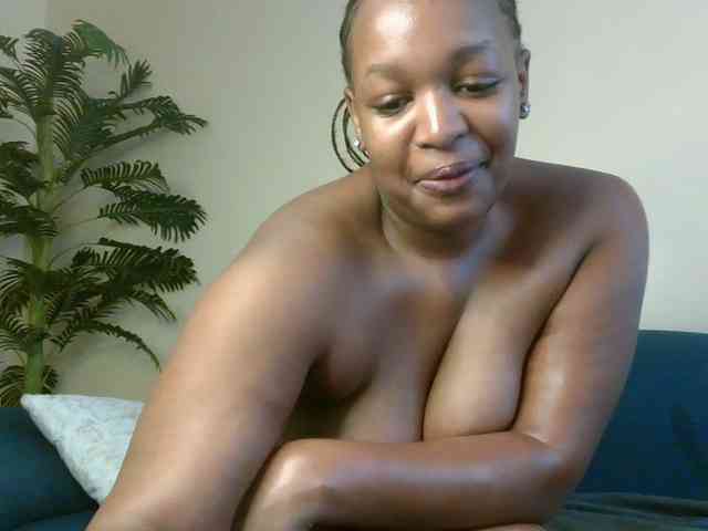hotsaucie1 webcam