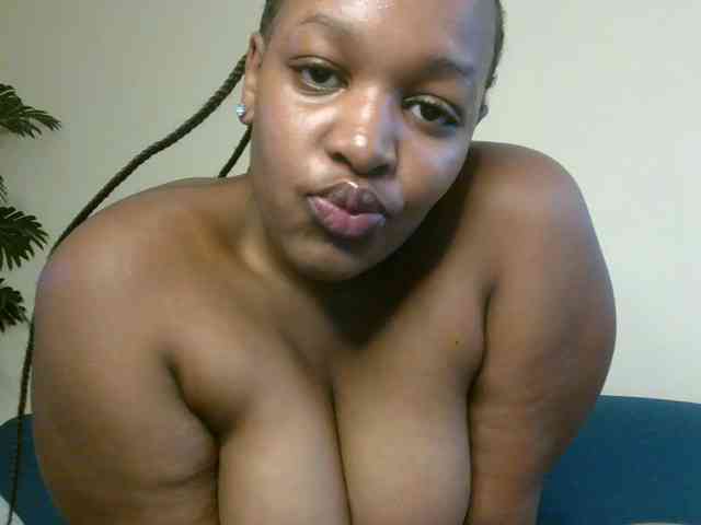 hotsaucie1 webcam