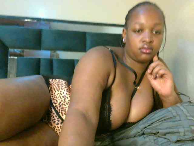 hotsaucie1 webcam