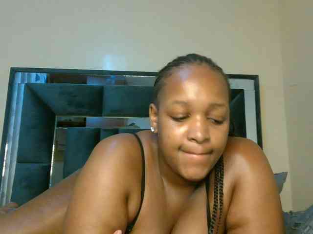hotsaucie1 webcam