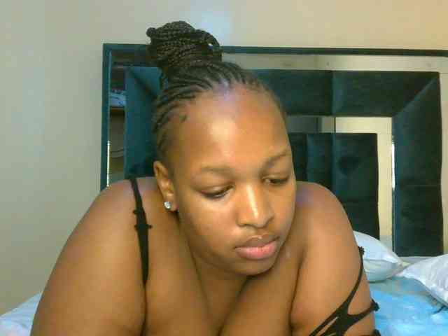 hotsaucie1 webcam