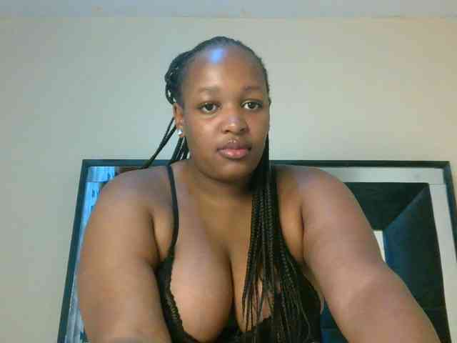 hotsaucie1 webcam