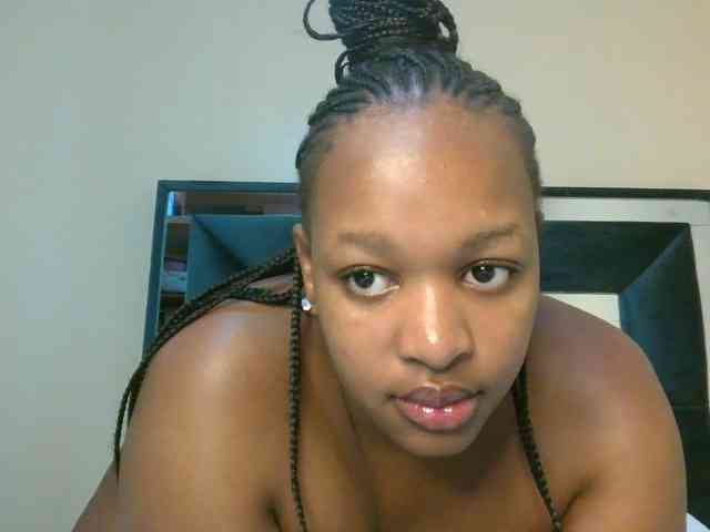 hotsaucie1 webcam