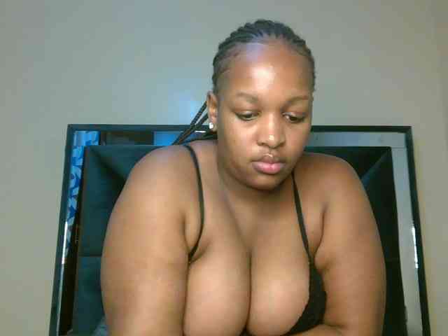 hotsaucie1 webcam