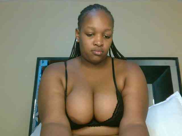 hotsaucie1 webcam