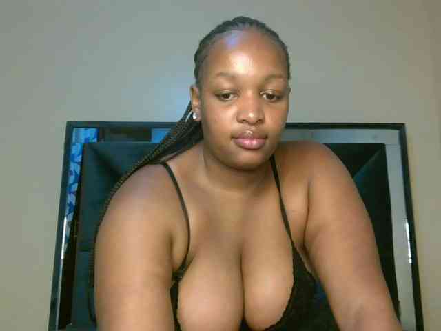 hotsaucie1 webcam