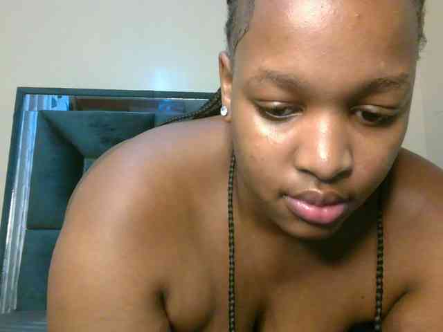hotsaucie1 webcam