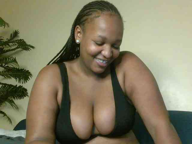 hotsaucie1 webcam