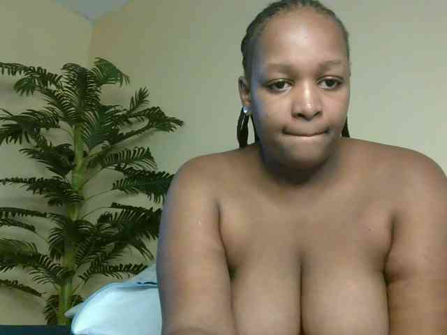 hotsaucie1 webcam
