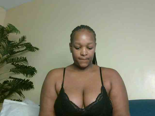 hotsaucie1 webcam
