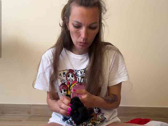 Naughty-Mari webcam