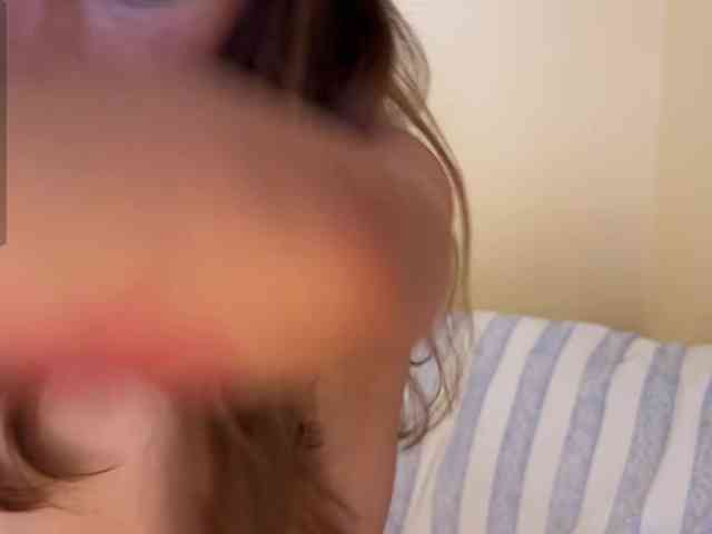 Naughty-Mari webcam