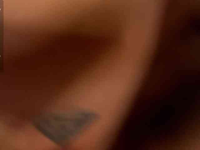 Naughty-Mari webcam