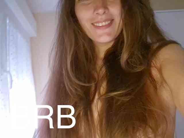 Naughty-Mari webcam