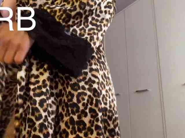 Naughty-Mari webcam