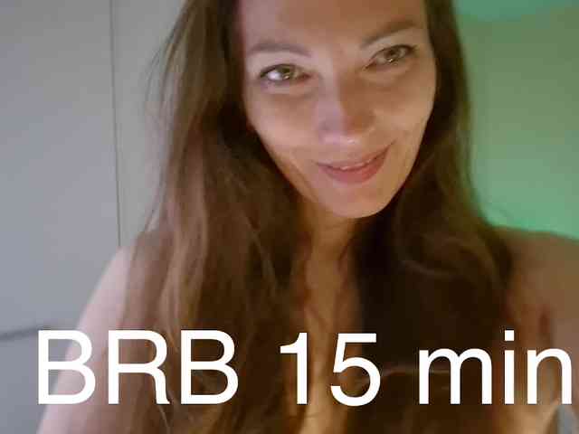 Naughty-Mari webcam