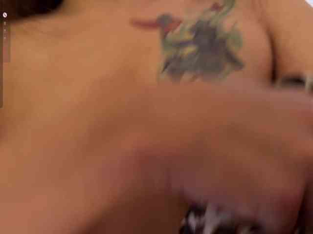 Naughty-Mari webcam