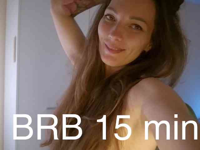 Naughty-Mari webcam
