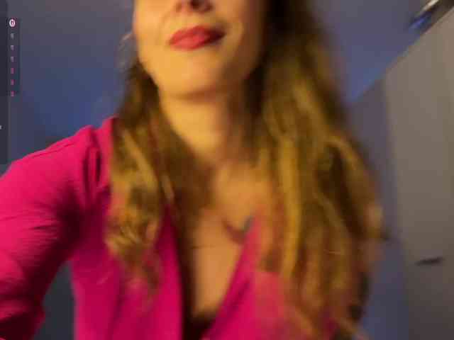 Naughty-Mari webcam