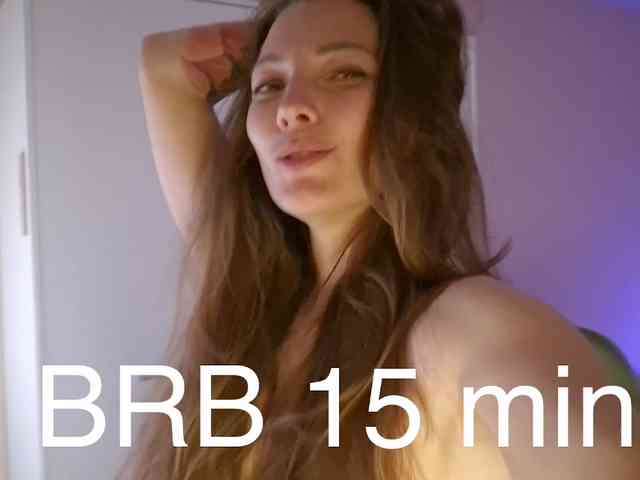 Naughty-Mari webcam
