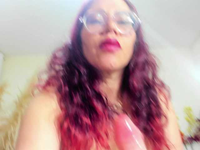 mariapaulac's BongaCams show and profile