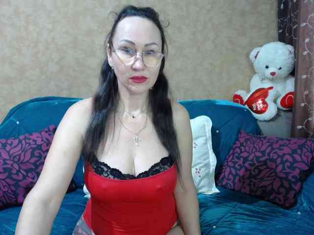 MilfBrunet MilfBrunet