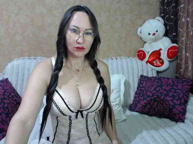 MilfBrunet