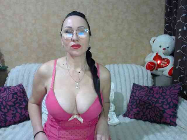 MilfBrunet MilfBrunet