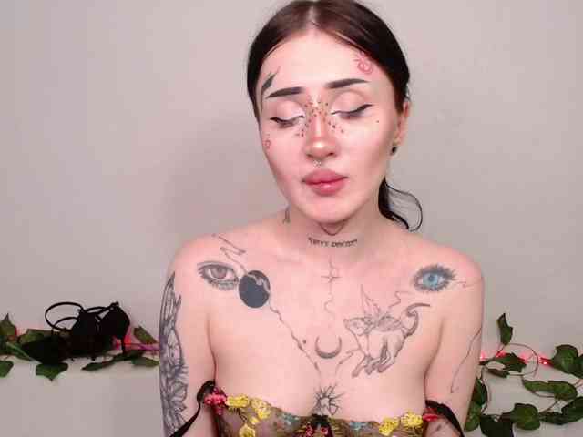 alina-m1 webcam