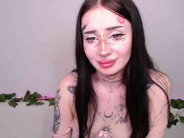 alina-m1 webcam
