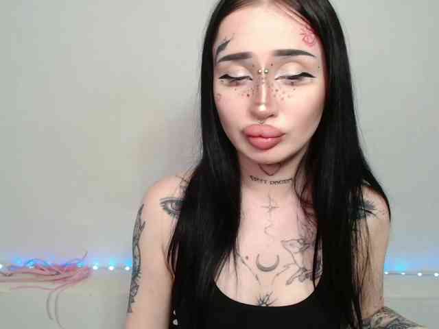 alina-m1 webcam