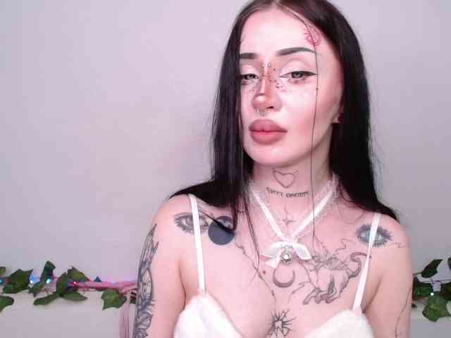 alina-m1 webcam