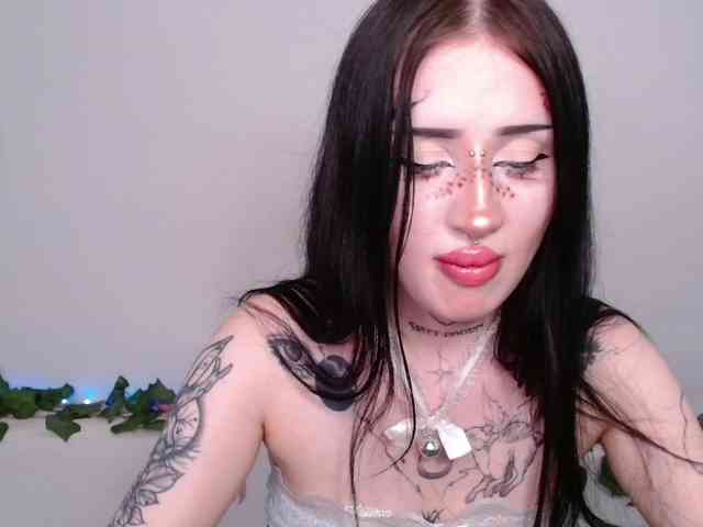 alina-m1 webcam