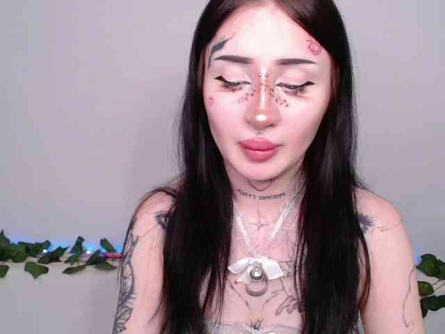 alina-m1 webcam