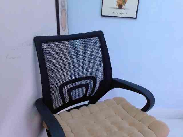 kitty-Yummy kitty-Yummy