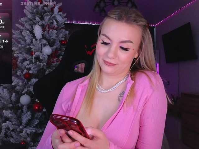 Maria-li's BongaCams show and profile