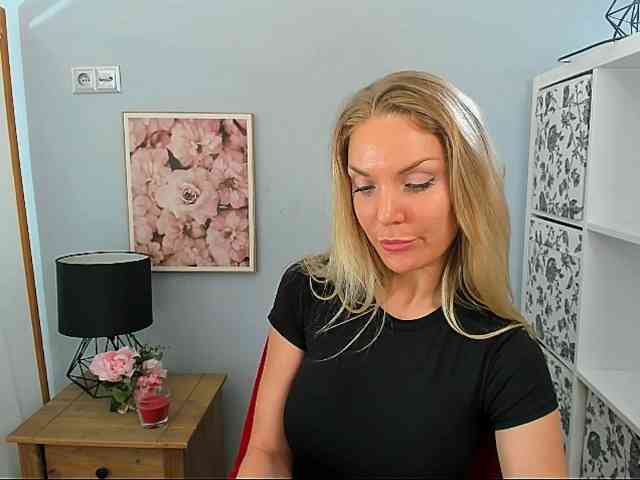 AuloraSensual webcam