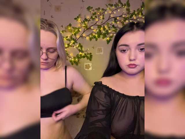 BellaAndAlice's BongaCams show and profile