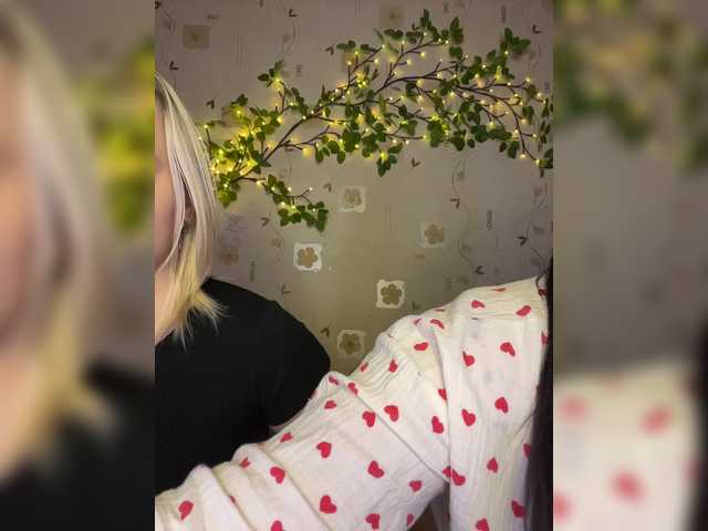 в попе у BellaAndAlice