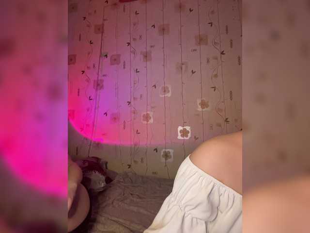 BellaAndAlice – webcam model profile photo