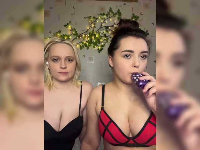 BellaAndAlice's BongaCams show and profile