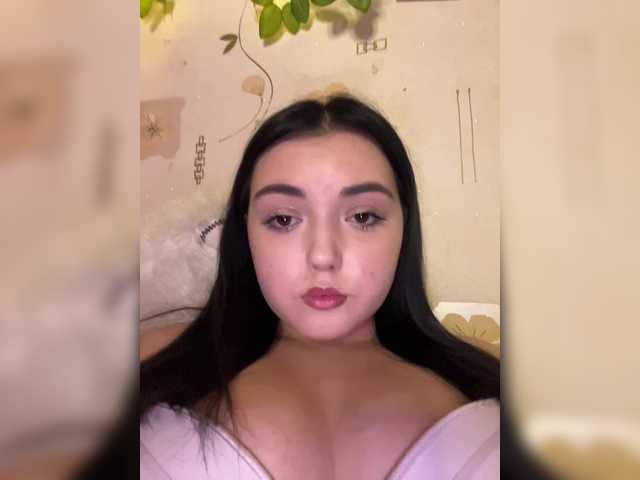 BellaAndAlice's BongaCams show and profile