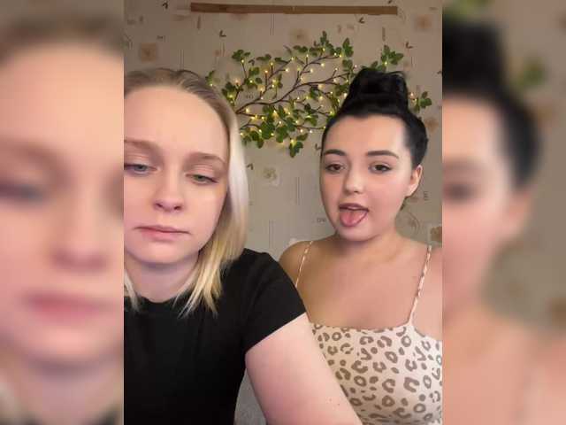BellaAndAlice's BongaCams show and profile