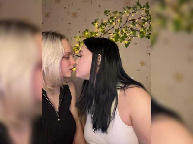 в попе у BellaAndAlice