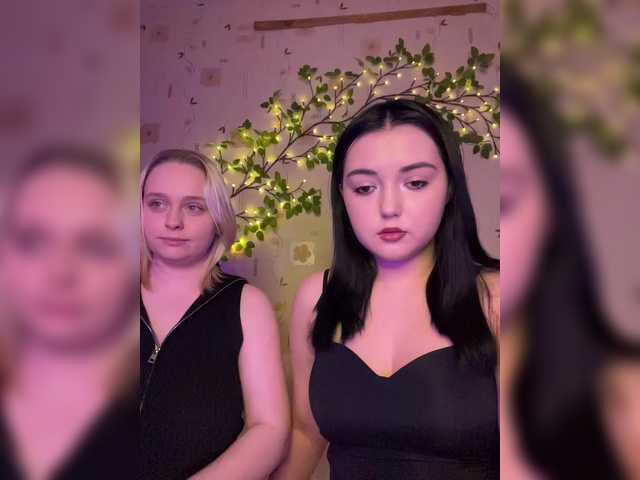 BellaAndAlice's BongaCams show and profile