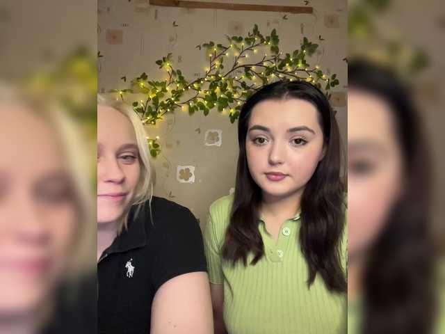 BellaAndAlice's BongaCams show and profile